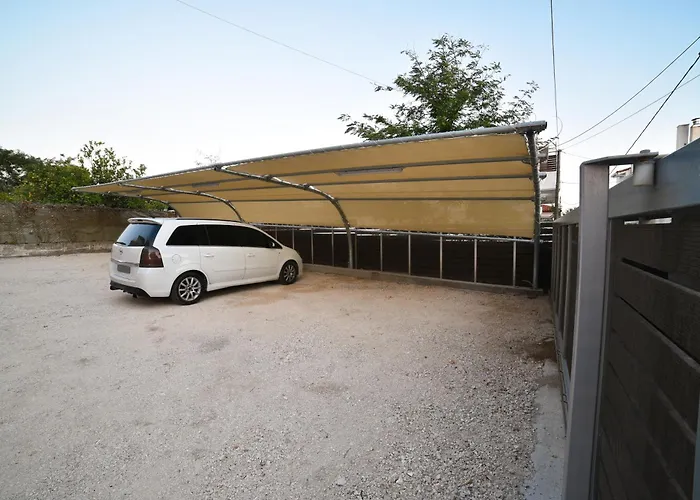 Apartahotel Stoudios Georgias