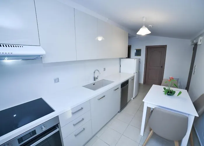 Stoudios Georgias Apartahotel 4*