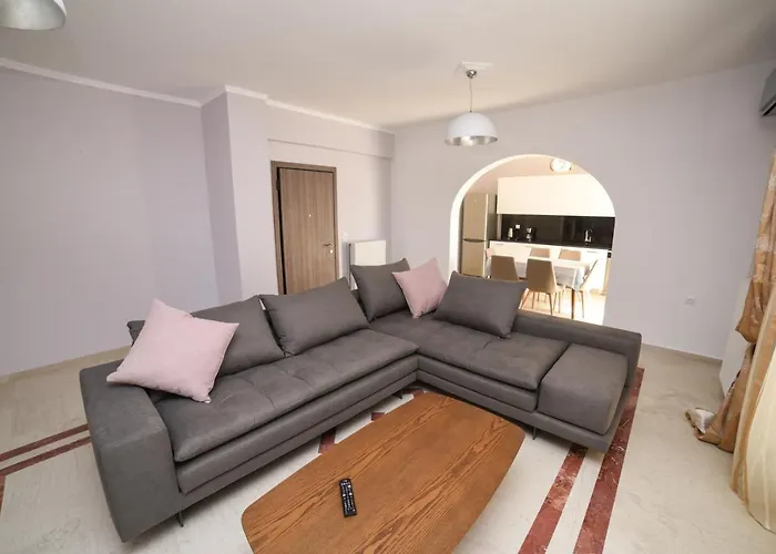 Stoudios Georgias Apartahotel Arkoudi