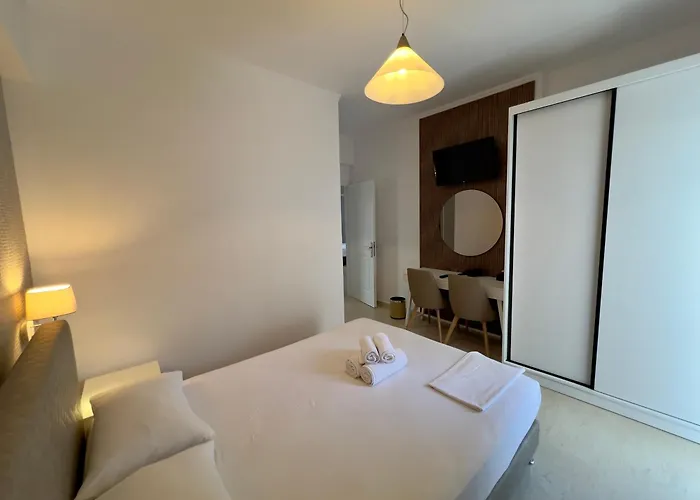 Stoudios Georgias 4* Arkoudi