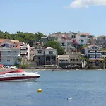 Stoudios Georgias Aparthotel