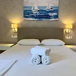 Stoudios Georgias Aparthotel