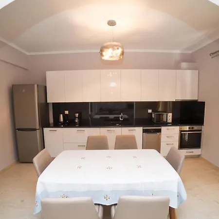 Stoudios Georgias 4* Arkoudi