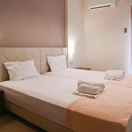 Aparthotel Stoudios Georgias 4*