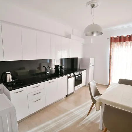Stoudios Georgias Aparthotel 4*