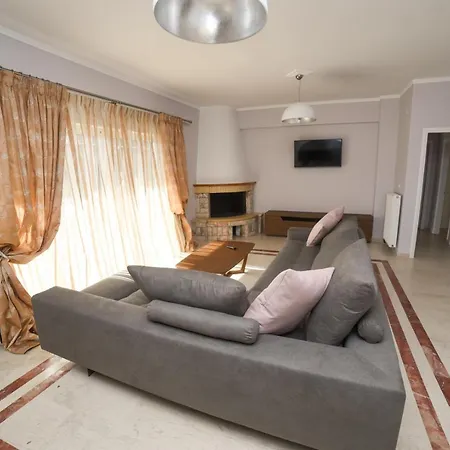 Stoudios Georgias Aparthotel Arkoudi