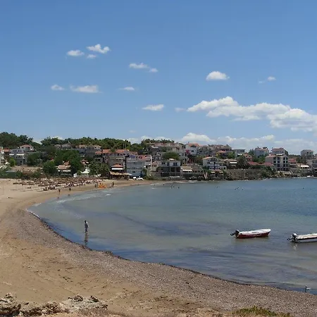 Stoudios Georgias Arkoudi