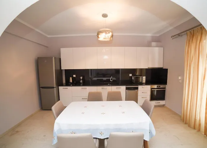 Stoudios Georgias 4* アルコウディ